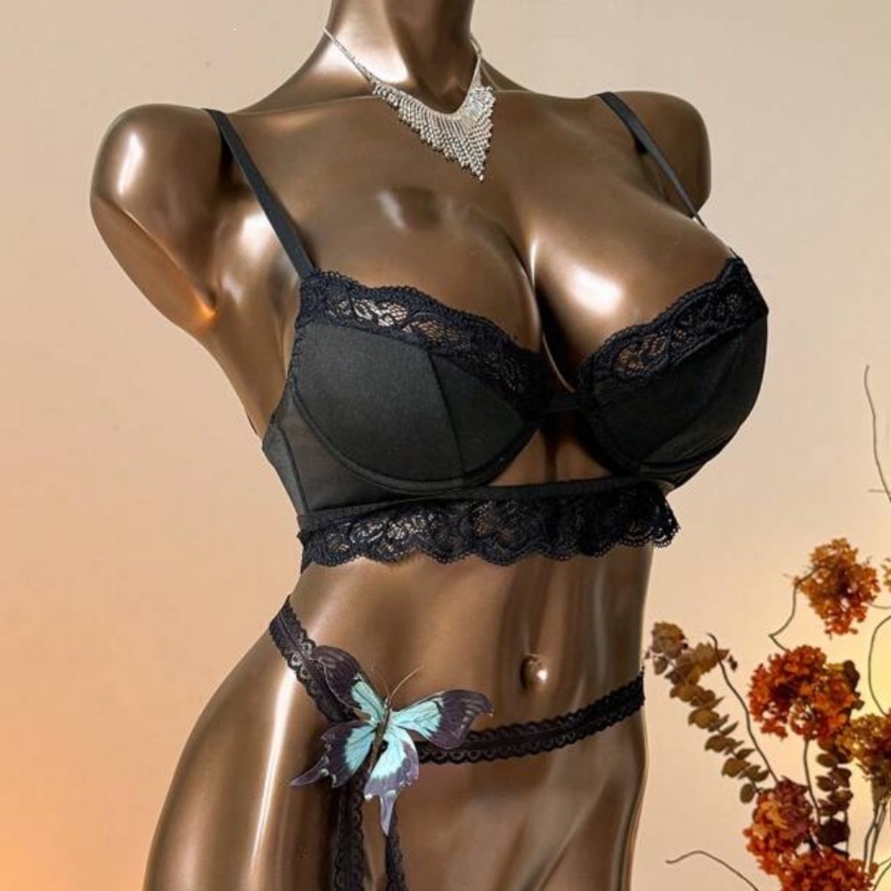 Aloruh Alluring Sexy Women's Lace Wired Spaghetti Strap Bra
